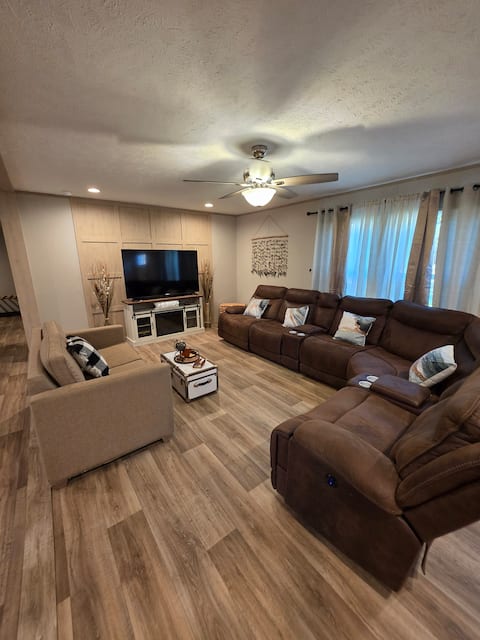 Popular Airbnb listing: *NEW Smart House, Paradise Escape in Holden Beach* in Holden Beach