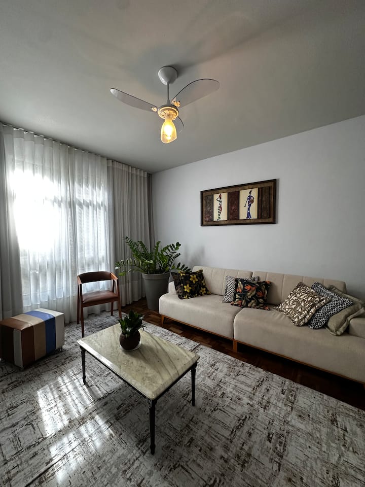 Apartamento Em Frente à Praia. - Vitória