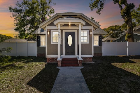 A Restored 1930s Jewel • Casita Bungalow