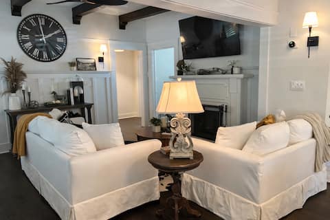 Successful Airbnb property: The Charlie in Bakersfield