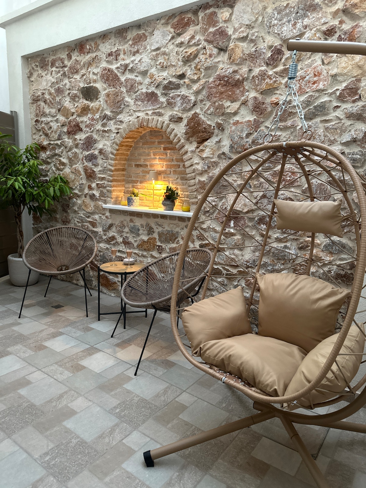 The Hidden Courtyard Studio