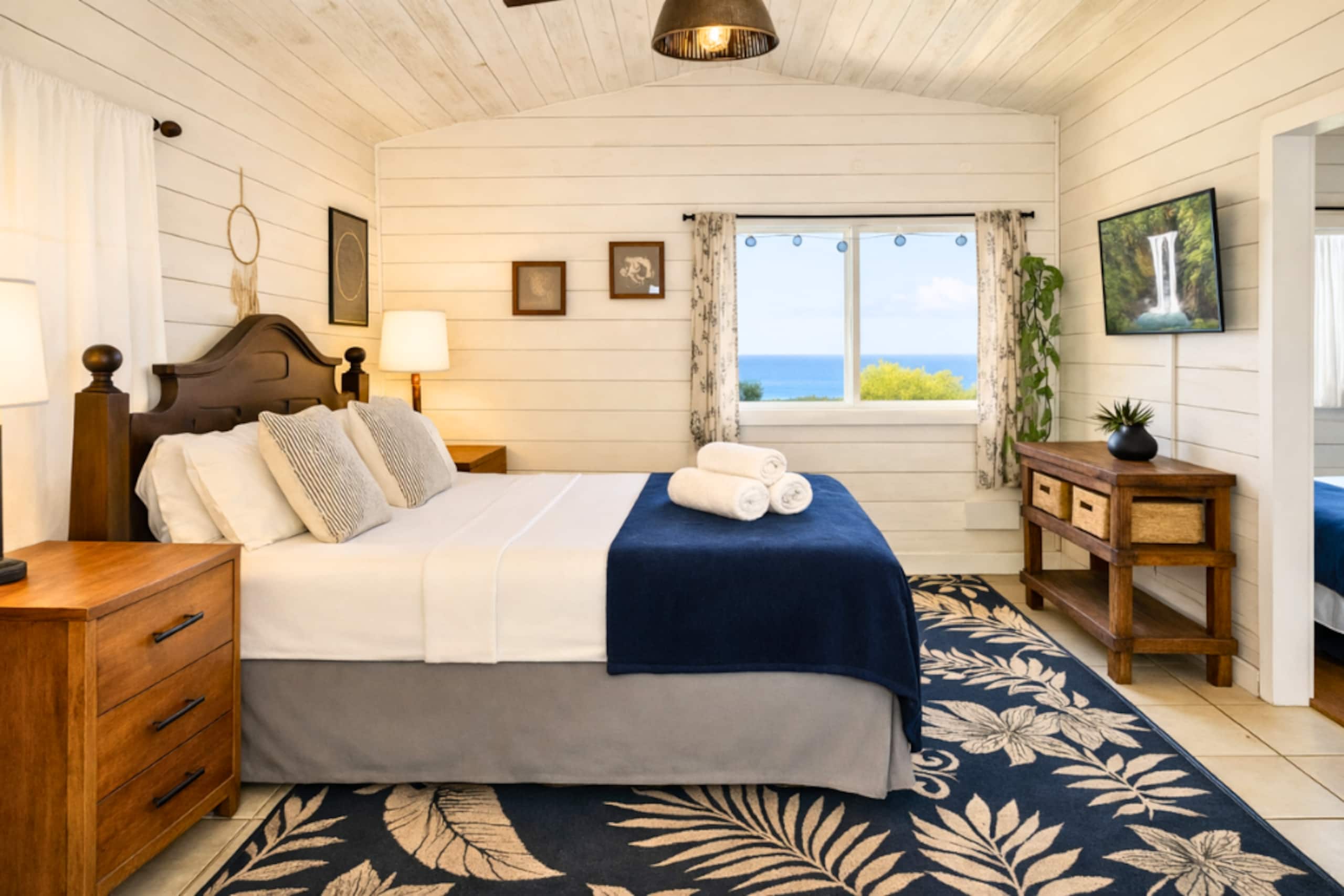 Aloha Magic Cottage w/ Private Porch & Ocean Views - Photo 8