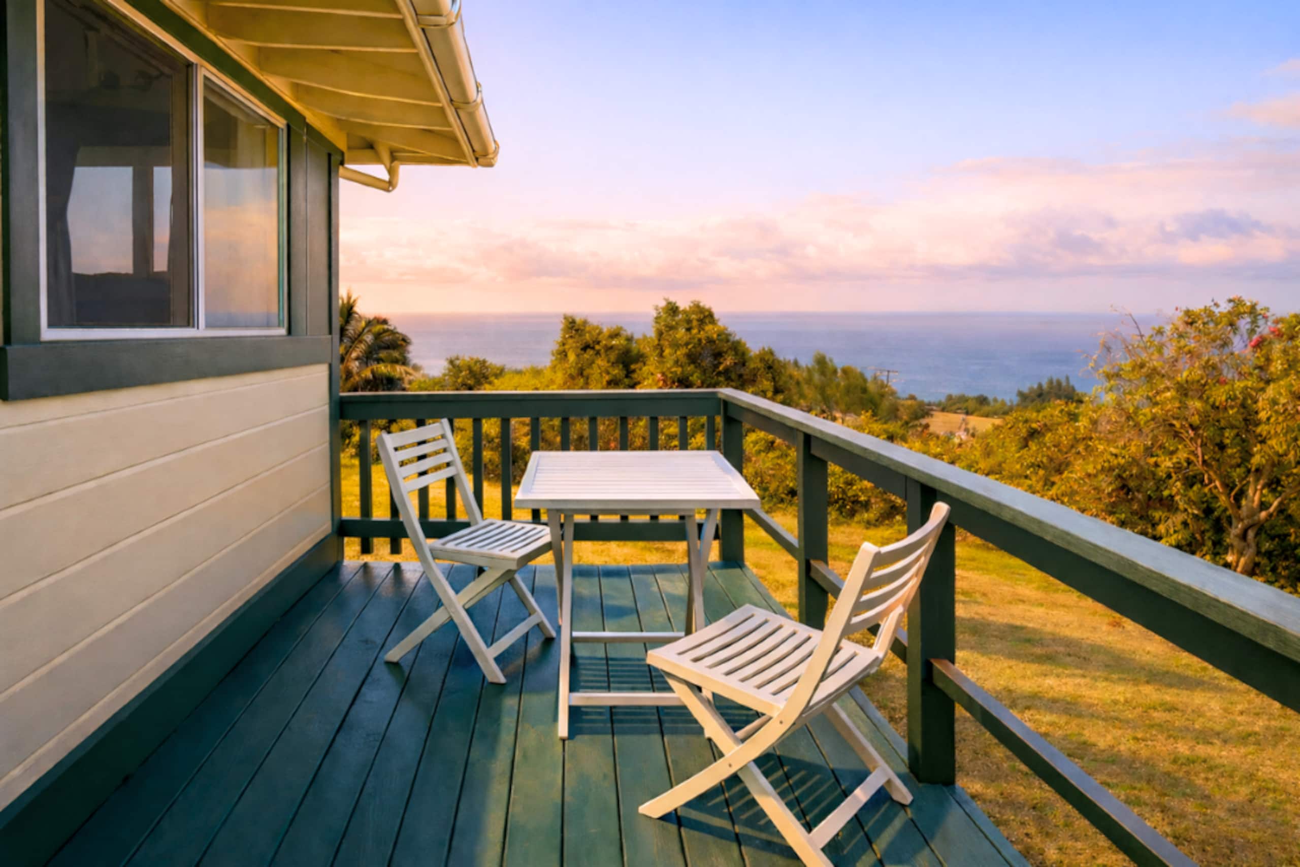 Aloha Magic Cottage w/ Private Porch & Ocean Views - Photo 22
