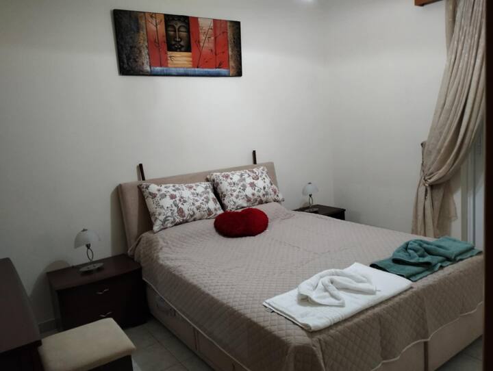 غرفة النوم 1