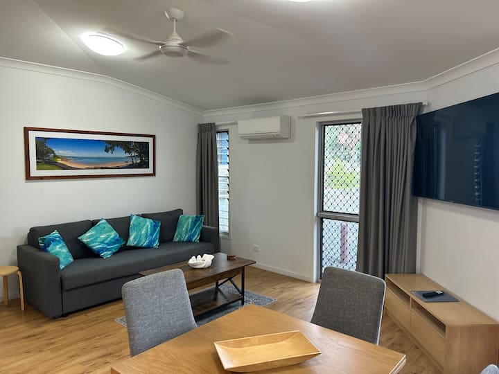Beachfront Cabin With Sea Views - Agnes Water