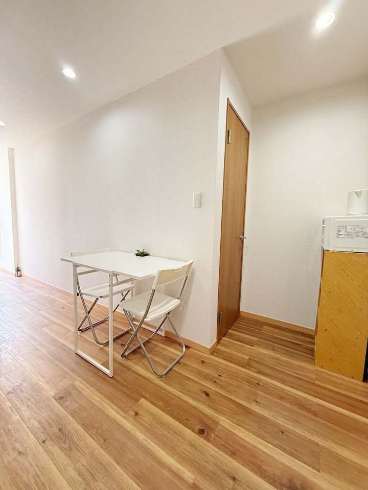 Fa | Prime Location Near Shinsaibashi & Namba |3br - Osaka