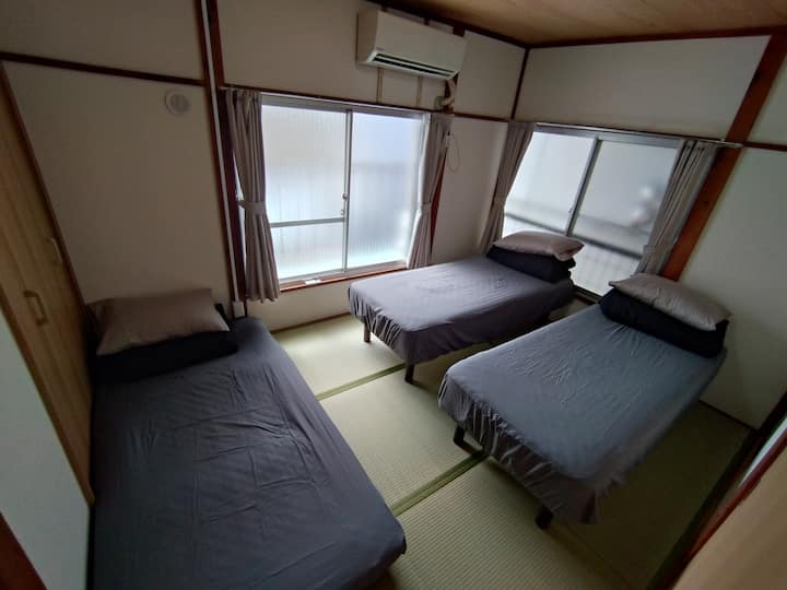 غرفة النوم 2