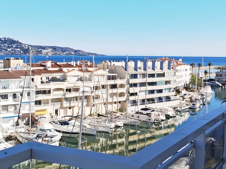 Apartamento C Frente Al Canal Con Terraza - Empuriabrava