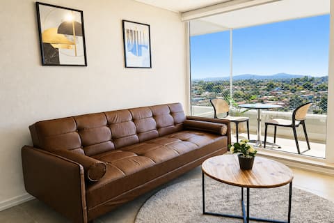 Popular Airbnb listing: Panoramic view · 2 bathrooms · Parking in San Pedro De La Paz