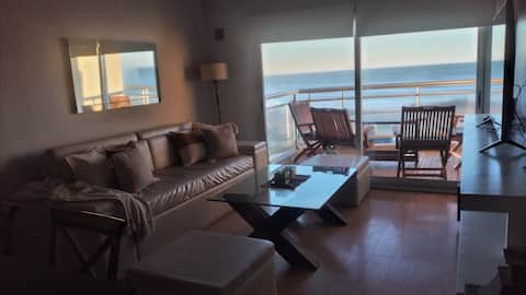 Top performing Airbnb: Panoramic ocean view • 2 bedrooms • Garage in Miramar