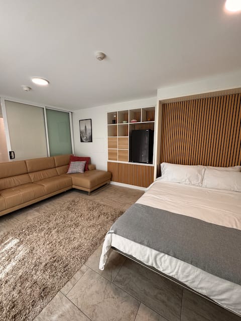Top performing Airbnb: Modern Studio Apartment in CBD (8) in Ultimo
