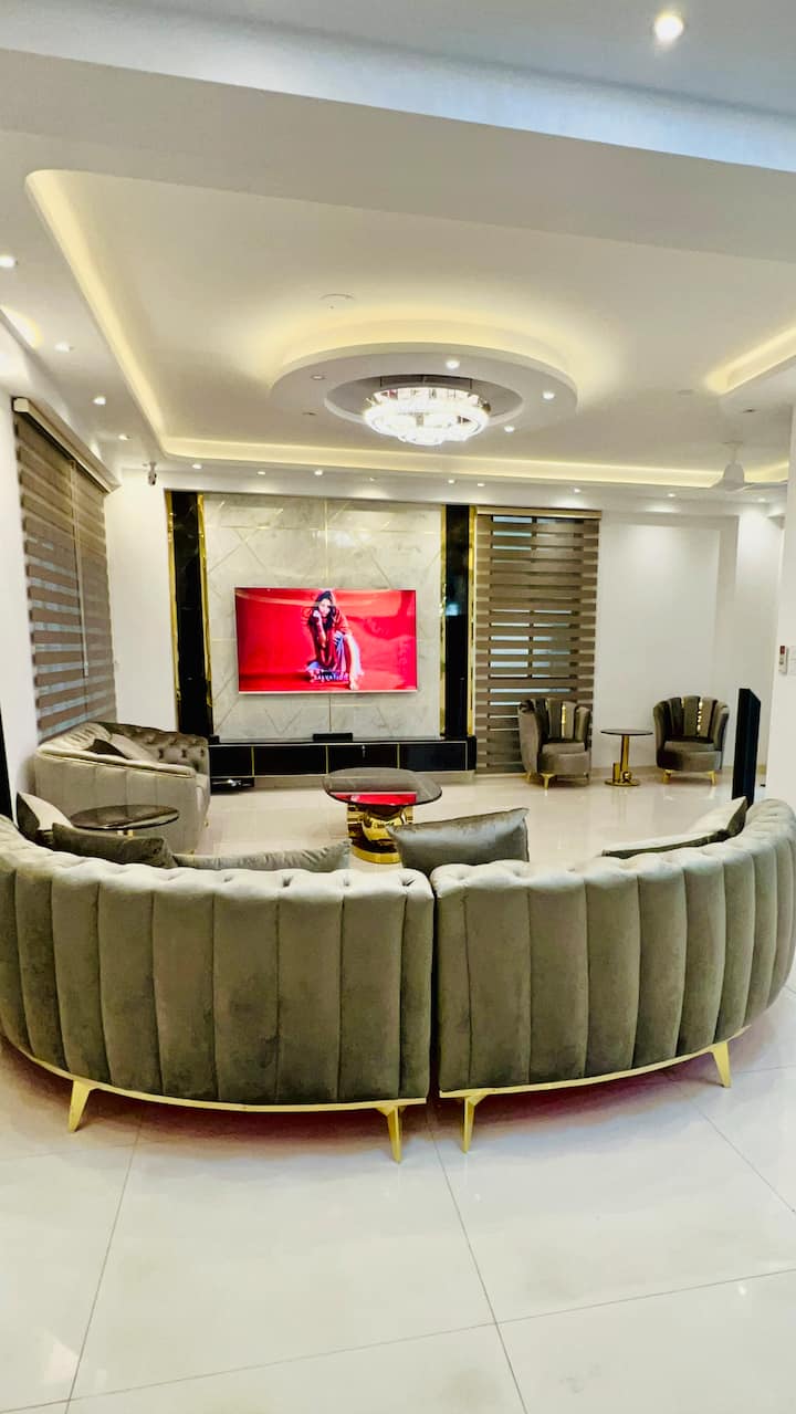 10 Min From The Airport - Elegantvilla Bashundhara - Bangladesh