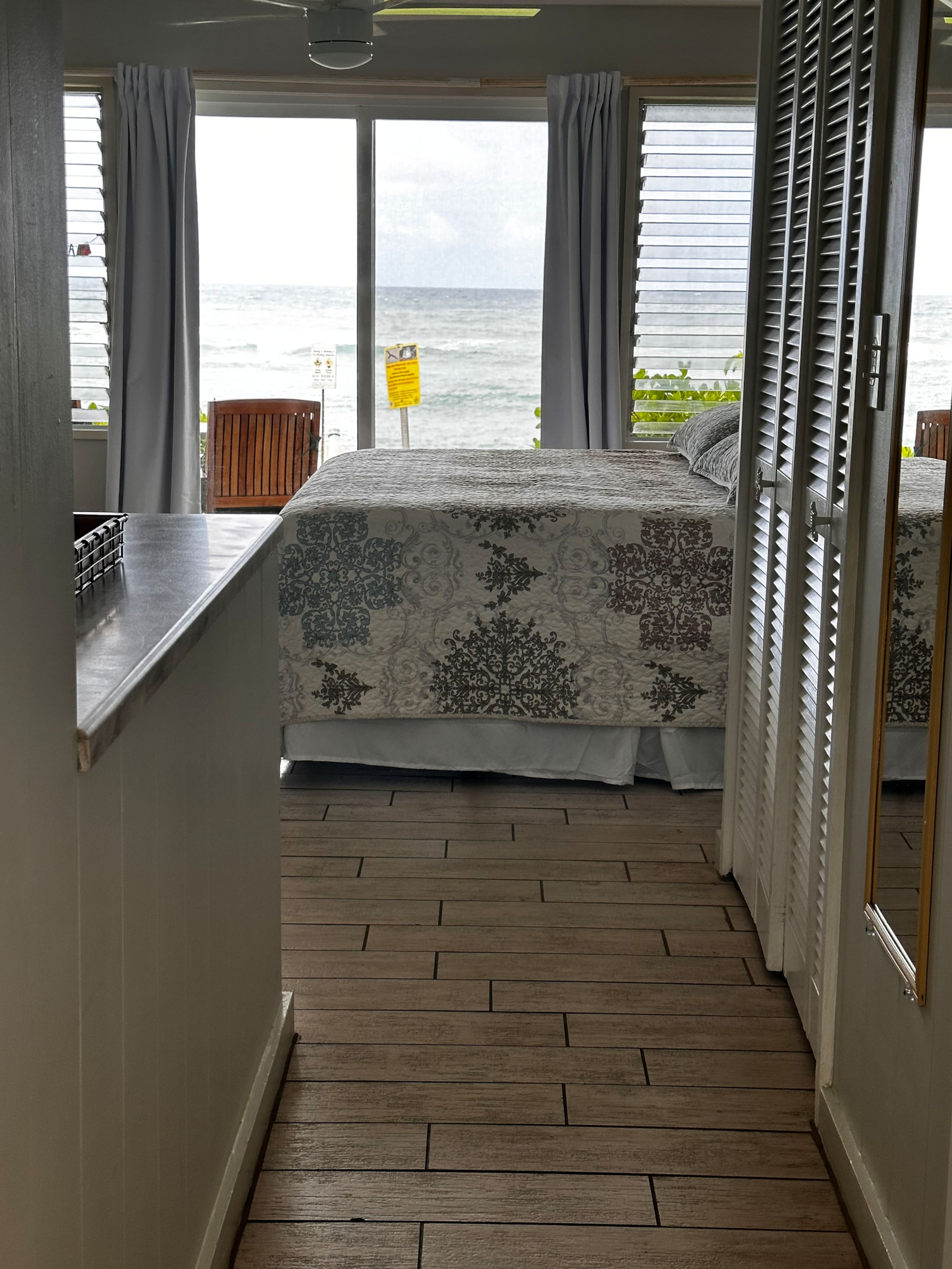 Beach Front paradise  KS unit 6 - Photo 14