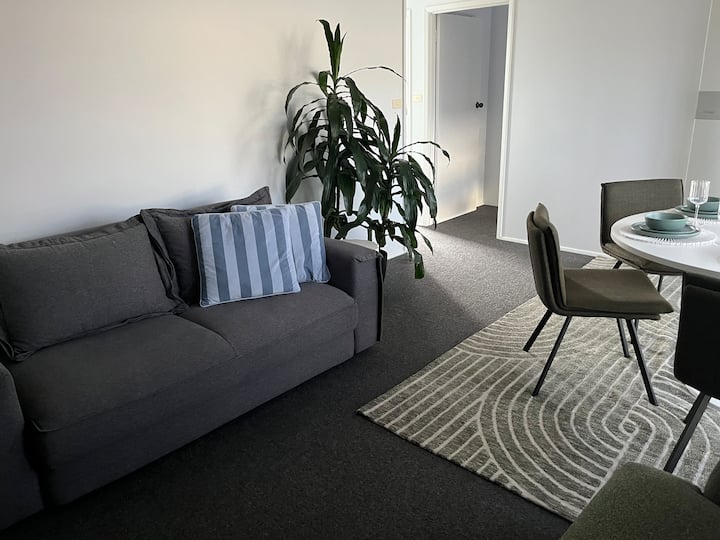 Seabreeze Retreat, 100m From The Beach - Torquay, Australia