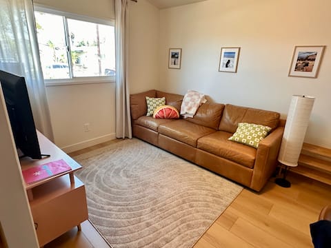 Popular Airbnb listing: Casa Lilo | Cozy Private Stay in Central San Diego in Clairemont Mesa