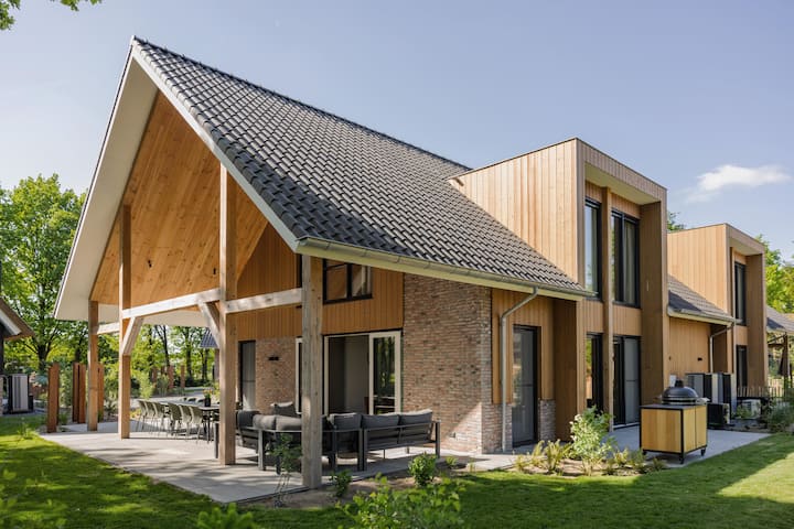 Wheelchair-friendly Villa With Pool & Wellness - Netherlands
