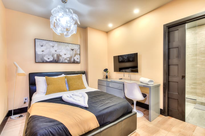 Plateau Private Room W/ Ensuite - Montreal