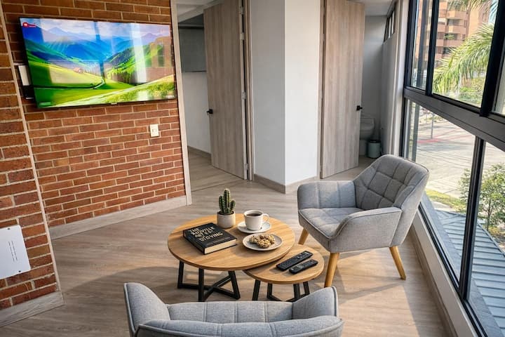 Modern&bright Apt-360º Rooftop-best Area Laureles - Medellín