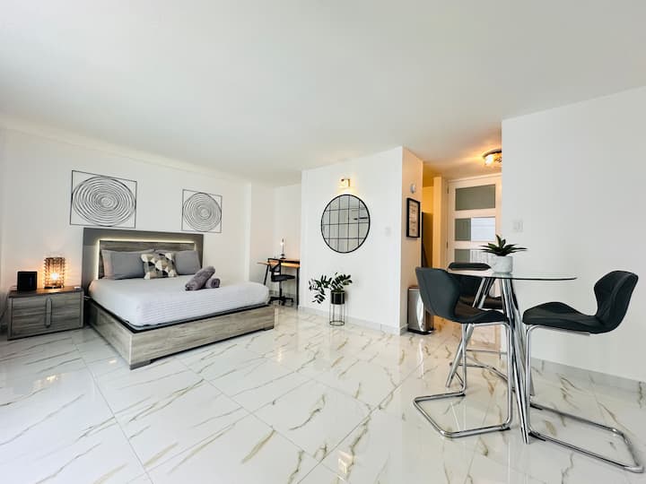 Saint Tropez 5-minute Walk To The Beach Isla Verde - Puerto Rico