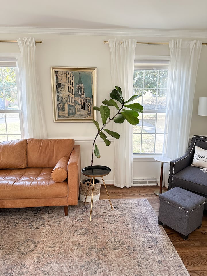 Magnolia Haven | 4 Br | Walk To Restaurants/shops - 린치버그