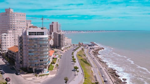 Spectacular apartment with panoramic ocean views
