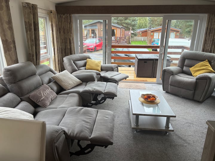 Chloe’s Cabin - Morpeth