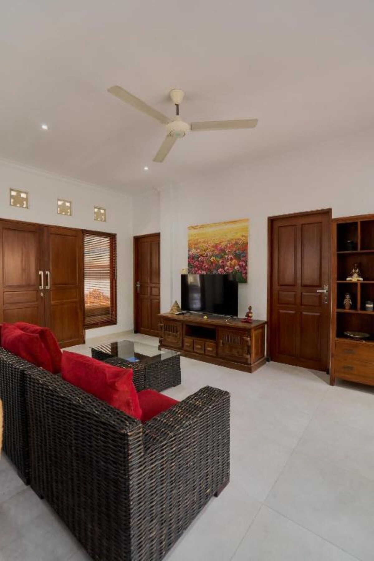 Villa in Ubud · ★4.84 · 3 bedrooms · 4 beds · 2 private baths รายการ Airbnb เปรียบเทียบ