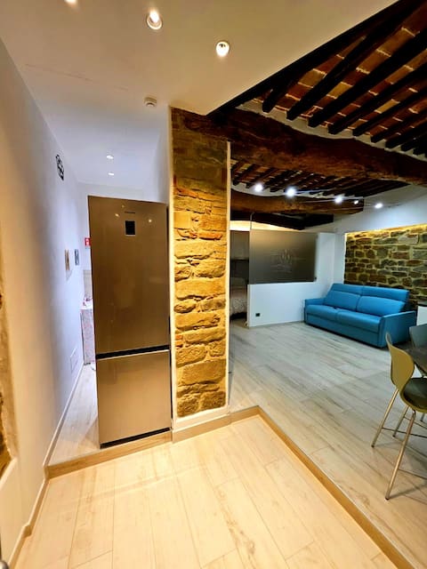 Top Airbnb: Escape to history, lake and nature. a Magione