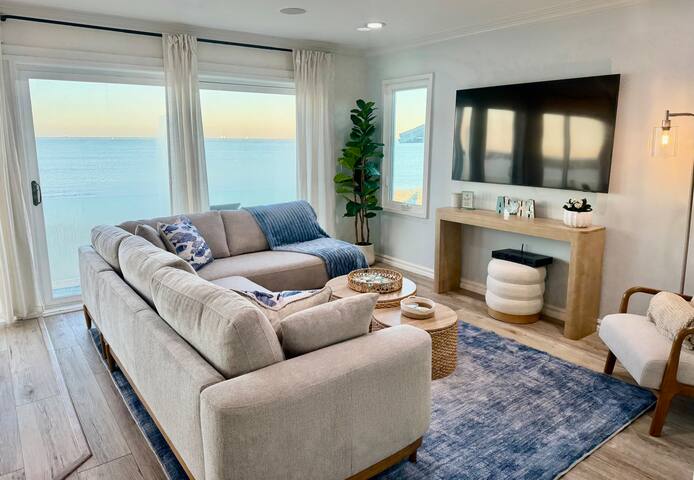 Long Beach house on the sand gallery image 5