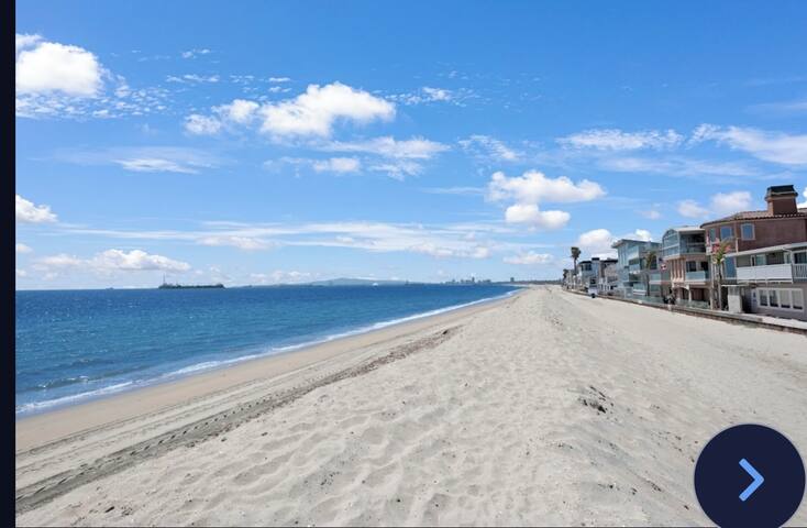 Long Beach house on the sand gallery image 2