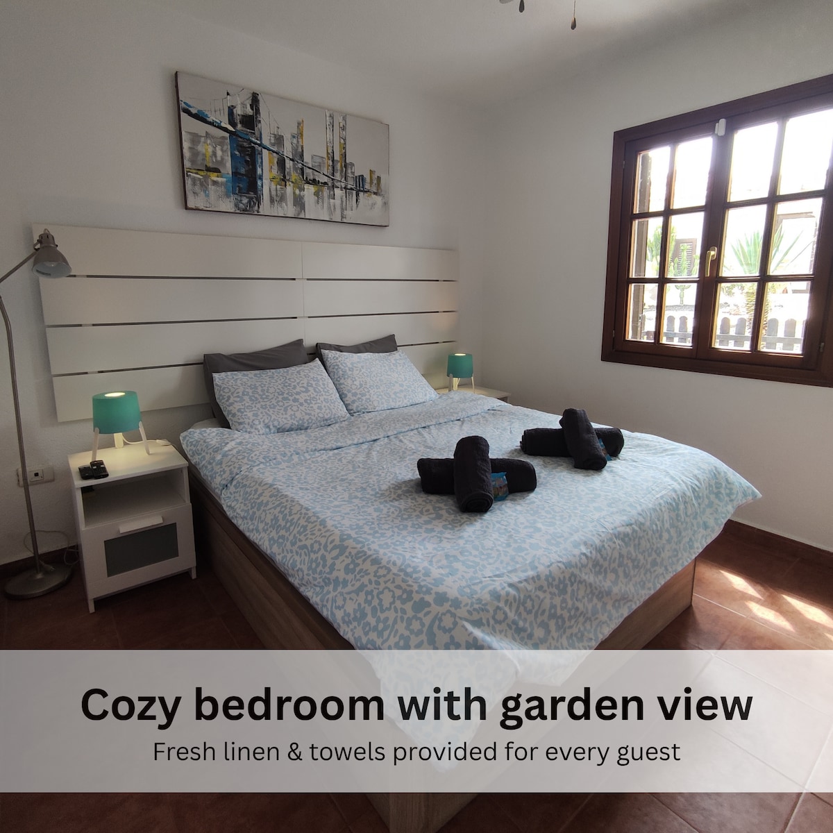 Helles und gemütliches Schlafzimmer für erholsame Nächte