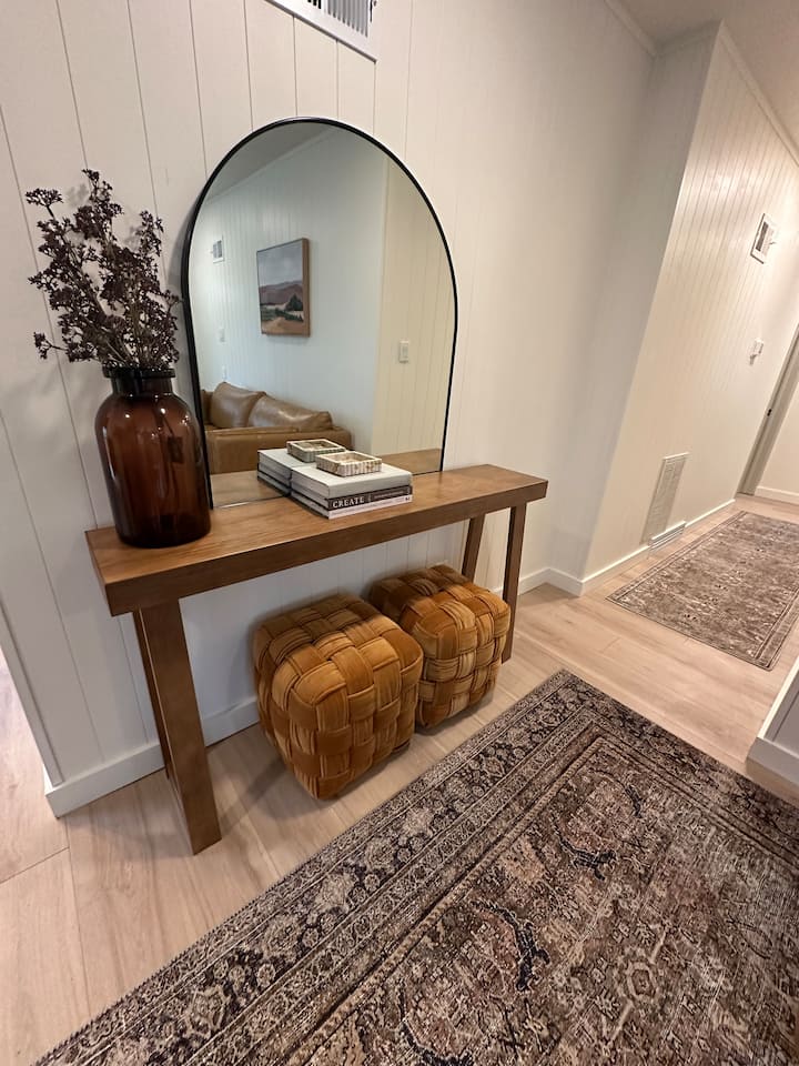 Cozy Cottage Lake Country - Oconomowoc, WI