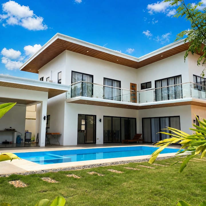 Villa In Puerto Princesa - Palawan