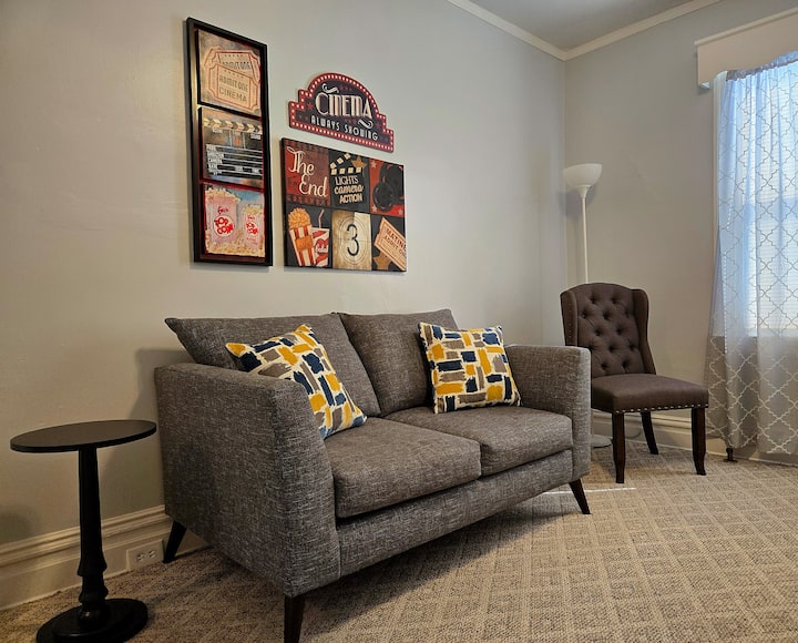 Unique 1 Bedroom, Pittsburgh, Chatham, Pitt, Cmu! - Homestead, PA