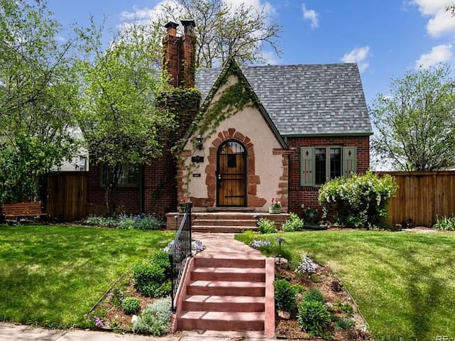 Luxury and Charm on Cherry Street