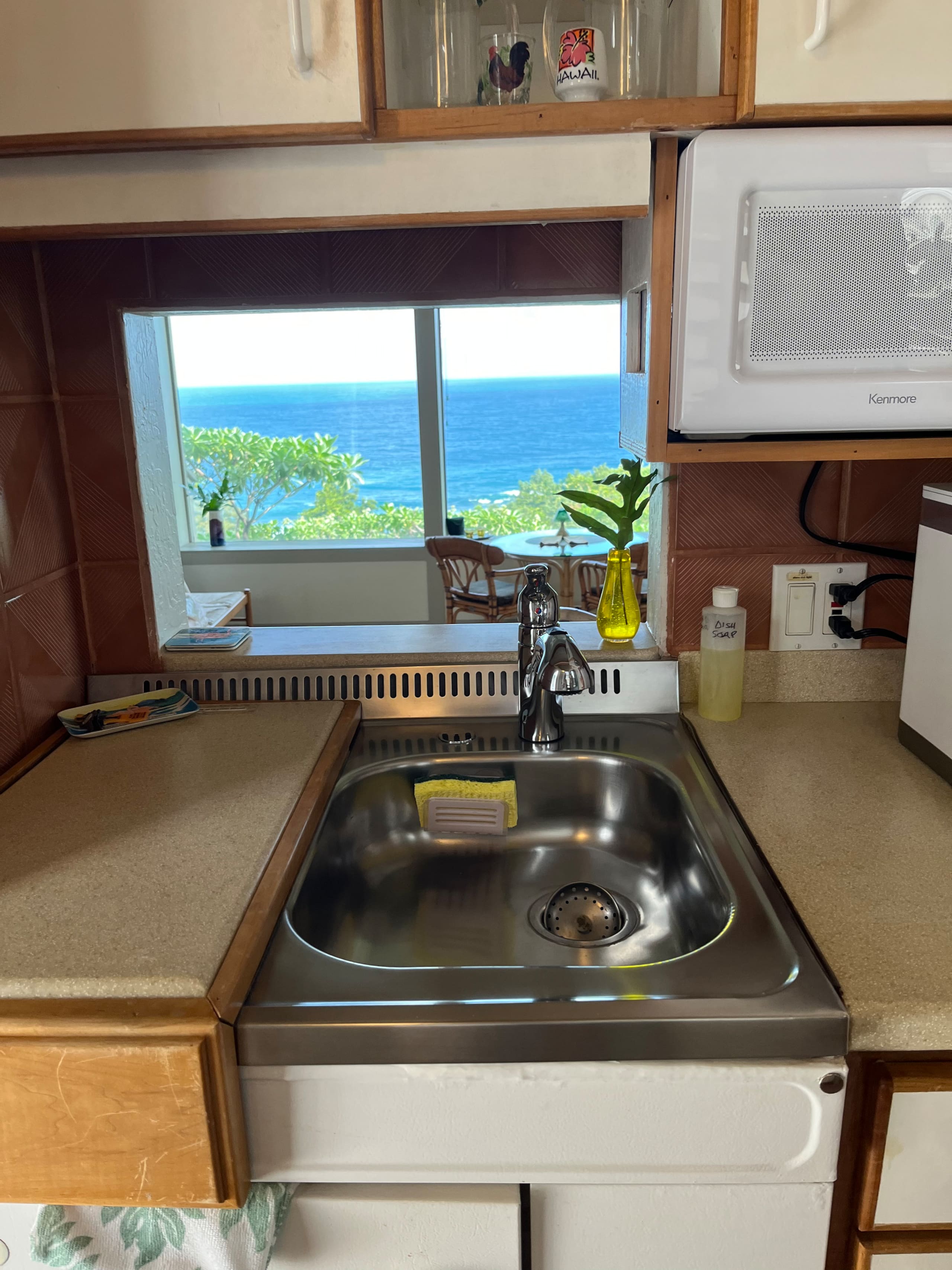 Guesthouse in Princeville · ★5.0 · Studio · 1 bed · 1 bath - Image 4
