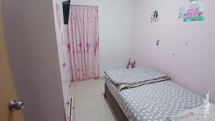 საძინებელი 1