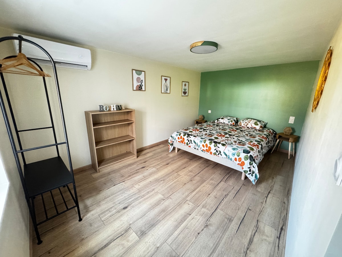 غرفة النوم 2