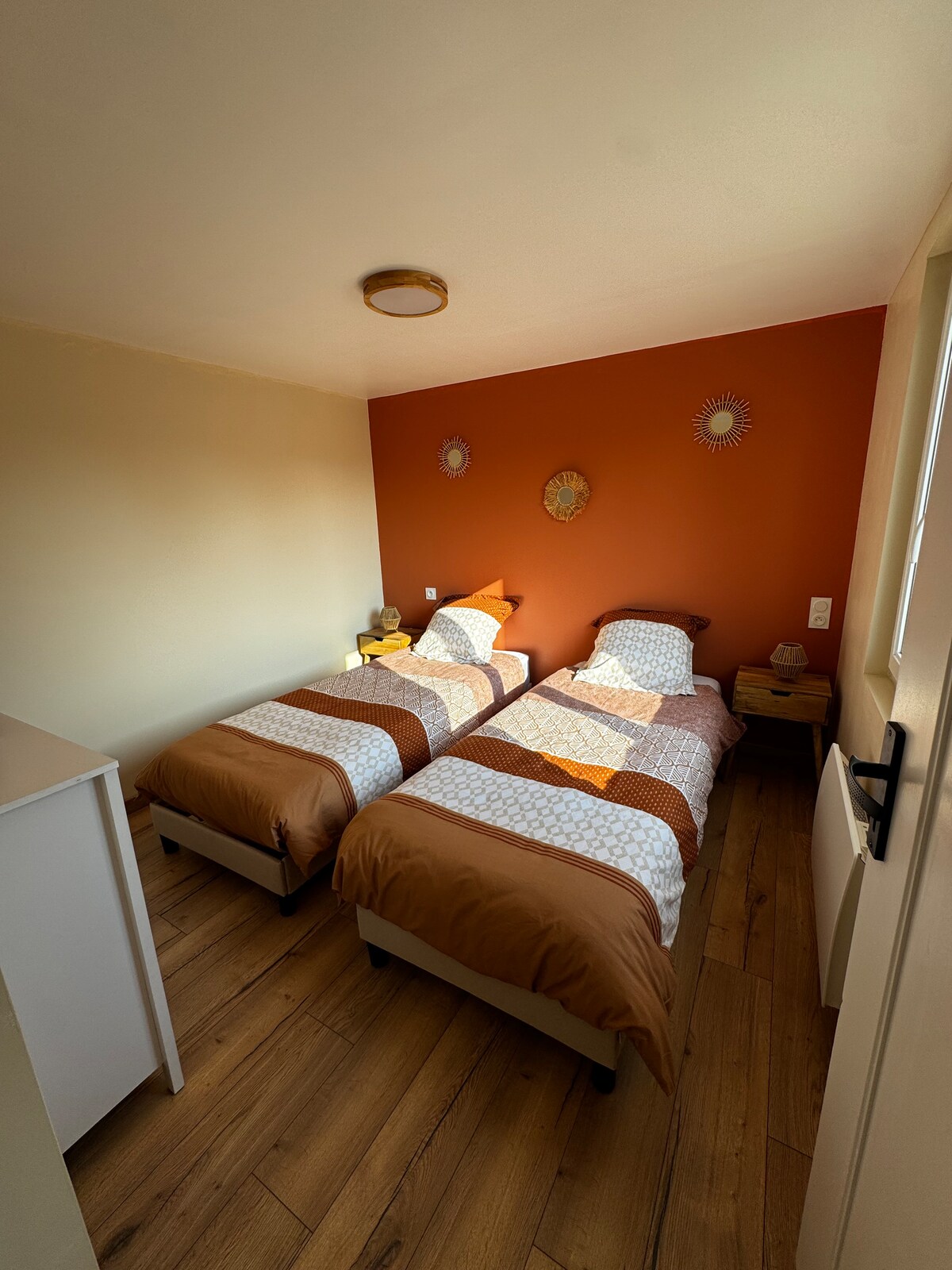 غرفة النوم 1