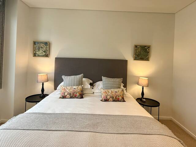 #1903 Cartwright: Two bed with Mountain View’s gallery image 5