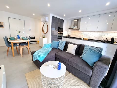 Popular Airbnb listing: Modern Apartment in Portimão in Portimão