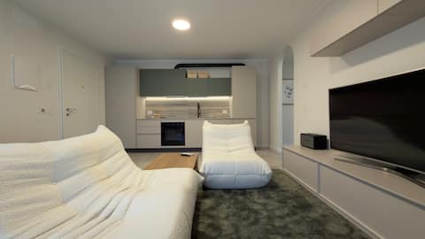 Annuncio Airbnb popolare: Marina Fiorita [Pool | Parking | Garden] a Grado