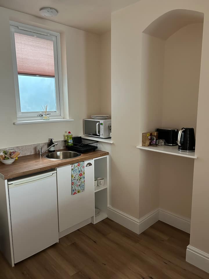 Town Centre Studio Flat - Cheltenham