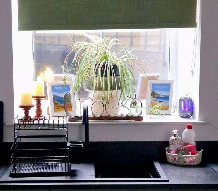 Dog Friendly Flat In Dolgellau With Parking - Gwynedd