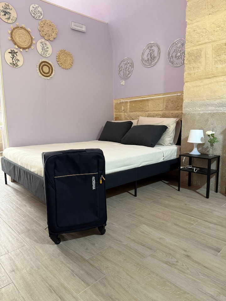 საძინებელი 1