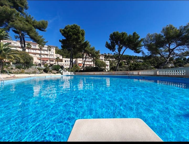 Appartement Cosy Et Paisible à Hyères - La Crau