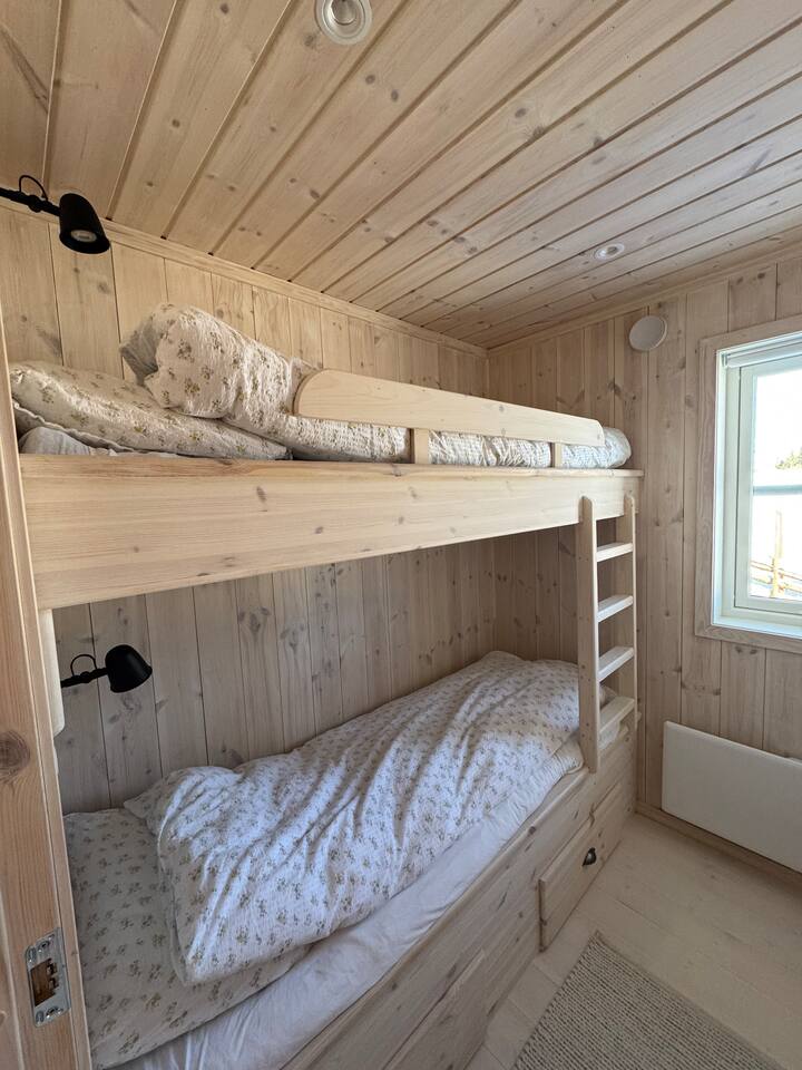 საძინებელი 4