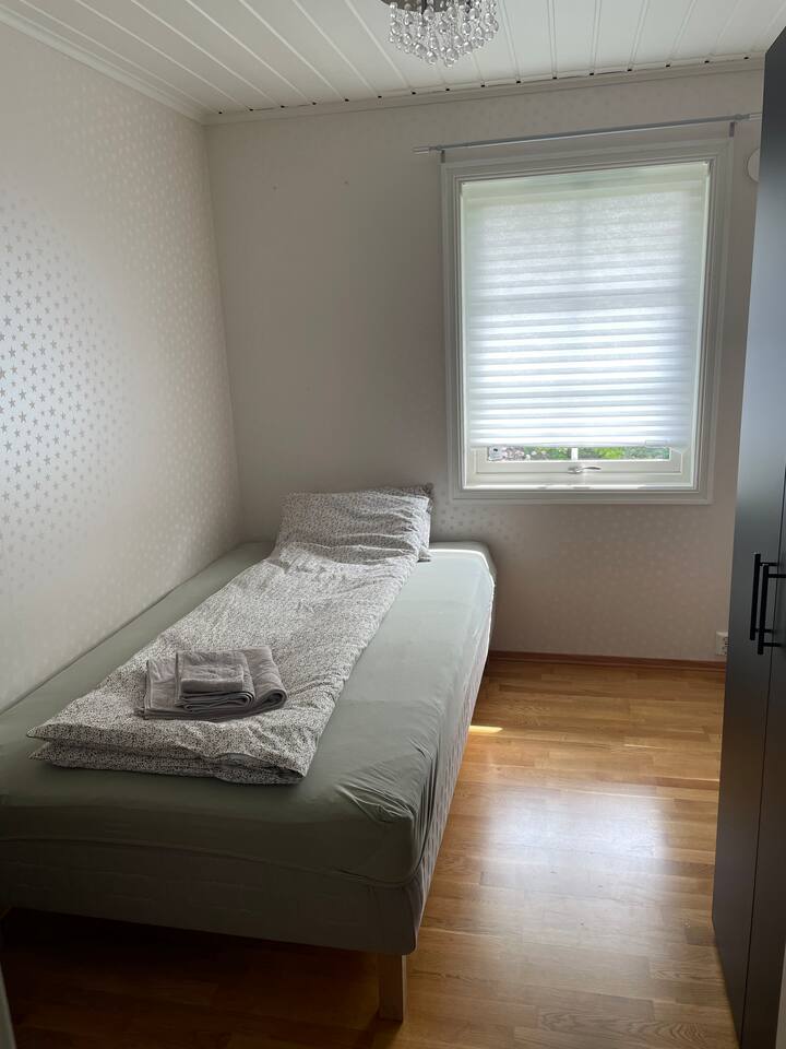 غرفة النوم 2