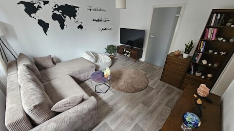 Leistungsstarkes Airbnb: Wohnung Duisburg Hbf (12 Min. Düsseldorf Hbf) in Duisburg