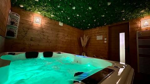 Lodge & private Jacuzzi Majolie Nuit